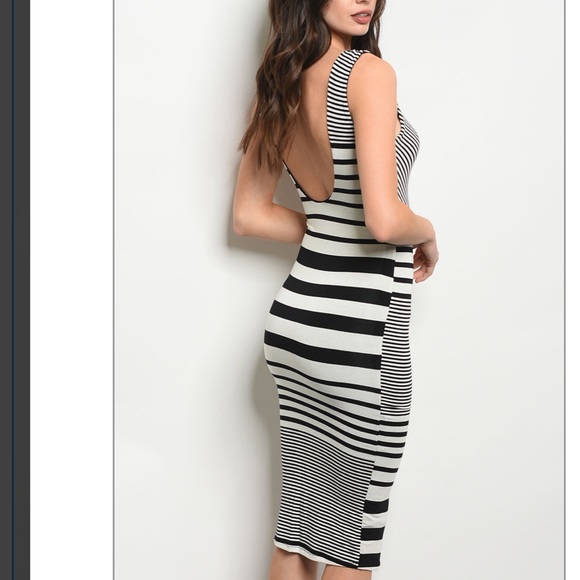 Striped Body Contouring Midi Dress 🤩 - Picture 5 of 5